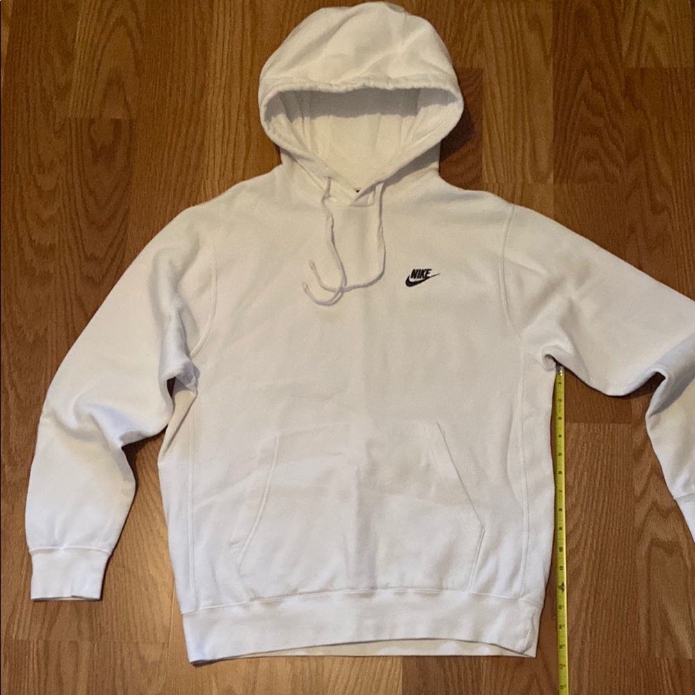 Men’s medium M Nike White Men's Hoodie swoosh logo hooded sweatshirt